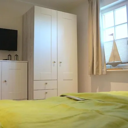 Feriehus Rosenbergsiedlung _lille Hus 2_ *